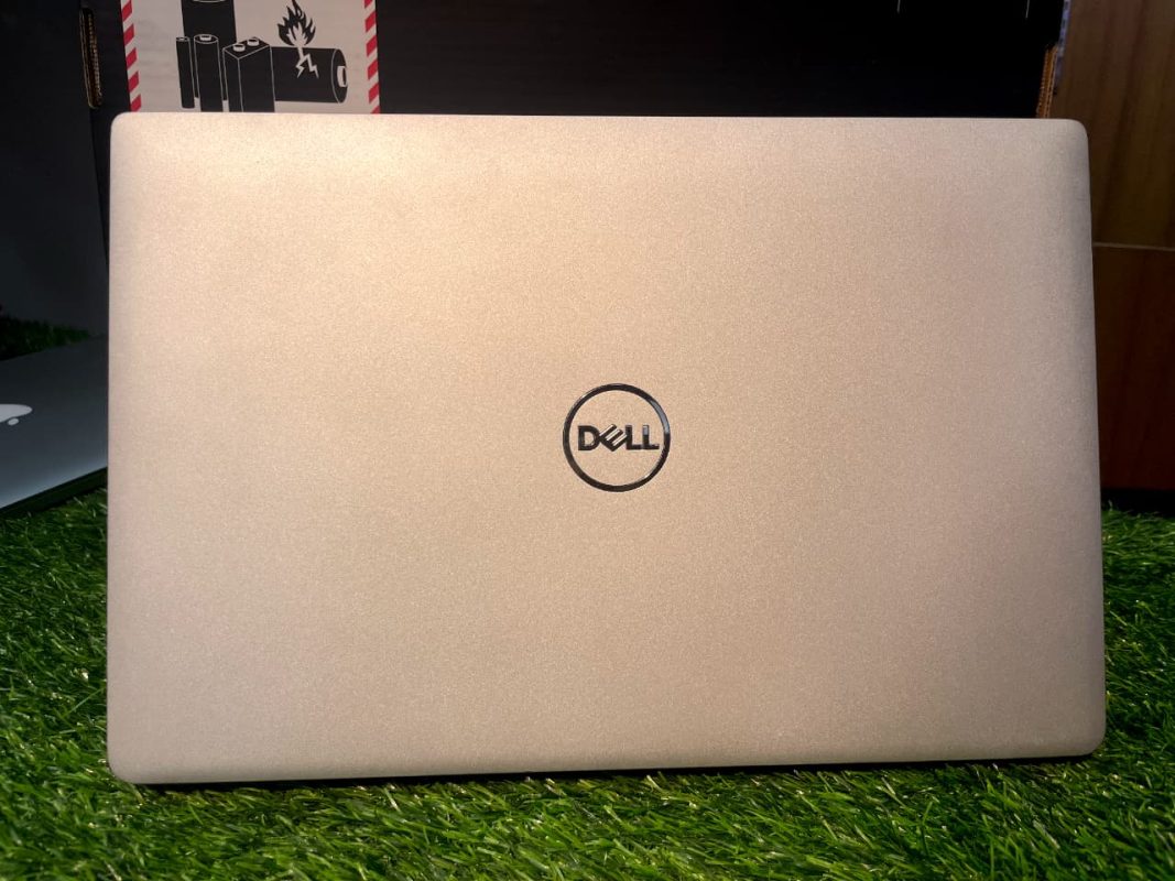 Dell Latitude 5420 Core i7 11th Gen 8GB RAM 256GB SSD Silver Used Laptop in Bangladesh